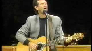 Emotional Performance: Larry Gatlin Sings &quot;Help Me&quot; for Naomi Judd