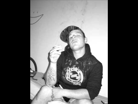 MUSICA LOTZORAI-Menomale che domani_Robertone.wmv