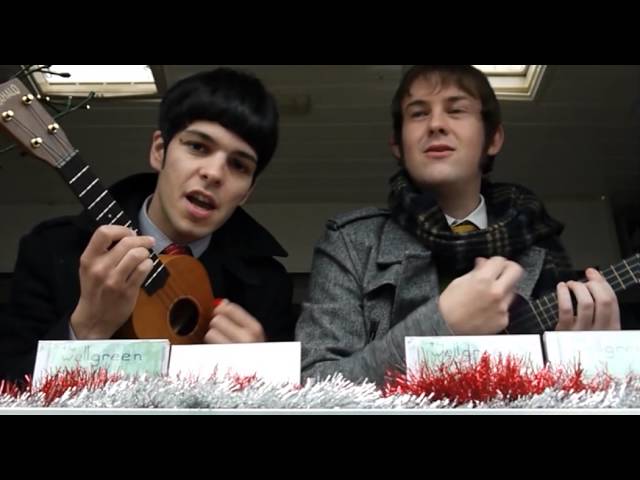 Video zu 'Christmas Is Coming Home' ansehen