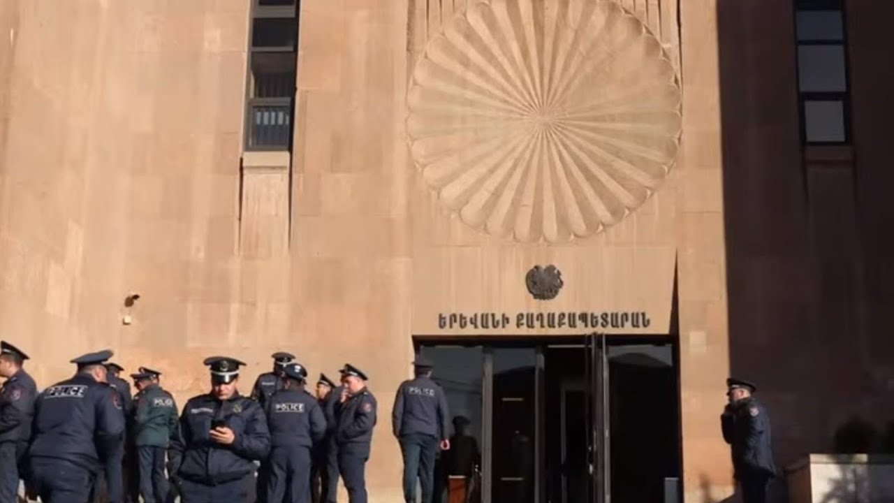 #Ուղիղ. Բողոքի ակցիա. Պահանջում են չեղարկել տրանսպորտի թանկացումները