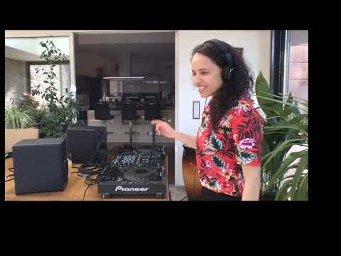 Joyce Muniz - Secret Garden Session 1