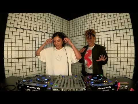 Play Video Youtube Video