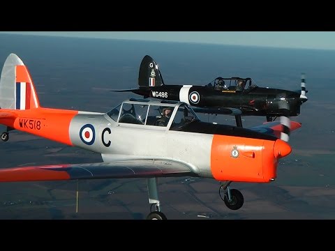 Flying air to air with BBMF spitfire Mk XVI TE311 and two Chippys!