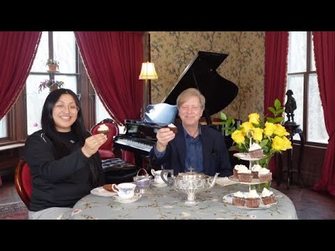 Baking a STUNNING Tea Time Treat for Liz's Birthday!