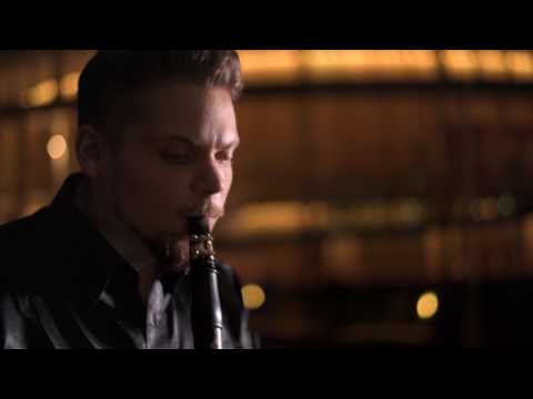 Kohán plays - Piazzolla Tango Etude No. 3