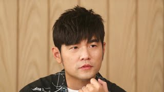 Jay Chou-An Jing.安静.Silence (with chinese &amp; english lyrics)