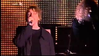 mew sometimes life isn&#39;t easy live roskilde