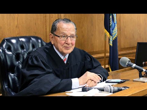 Judge Frank Caprio, Known As 'America's Nicest Judge,' Dies at 88