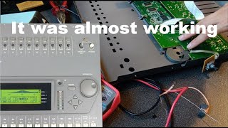 Video thumbnail for My mixer is broken, time to get a "new" one - Yamaha Promix 01  - Restoration by RedKing
