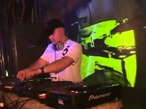 Dizstruxshon NYE 2006-07 - Part 7