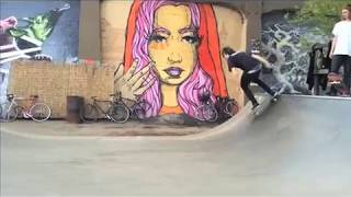 Download lagu Semesterrull från Berlin. mp3