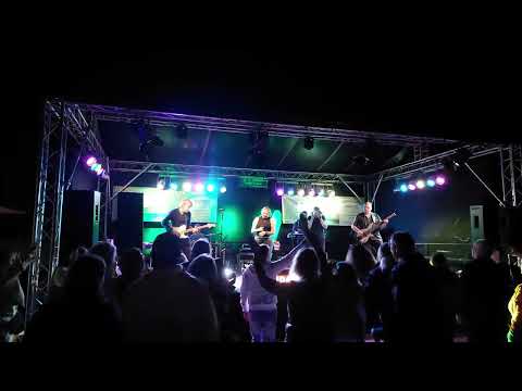 Eine Band namens Wanda beim 26 Weinfest der OSC  Rosenhöhe   vom 5.9.2025