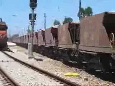 1900 com comboio de balastro