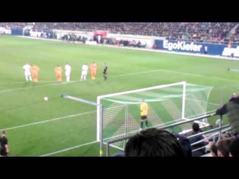 St.Gallen vs. Valencia Daniel Lopar hält Elfer