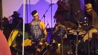 The Screaming J&#39;s - Scarlet Begonias