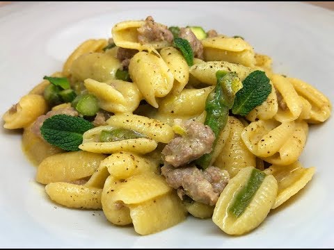 GNOCCHETTI CON SALSICCIA E ASPARAGI- CUCINANDOMELAGODO