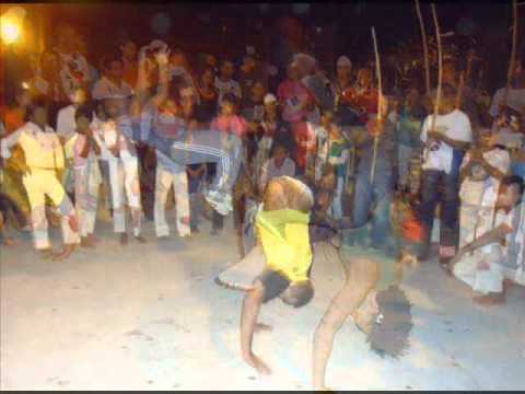 CAPOEIRA DAS GERAIS - Adriana e DaDo - Movimento Soul BH.