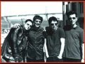 Don't Wanna Die-Slaughter And The Dogs.