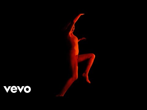 Lennon Stella - Pretty Boy (Official Audio)