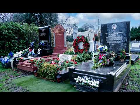 The City of London's Lovely Victorian Garden Cemetery