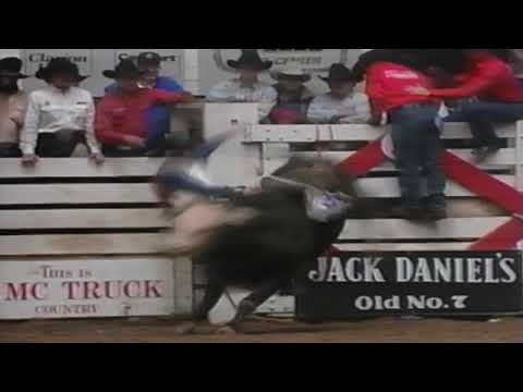 Washita Outlaw bucks Lonnie Steverson - 95 PBR Ft. Worth