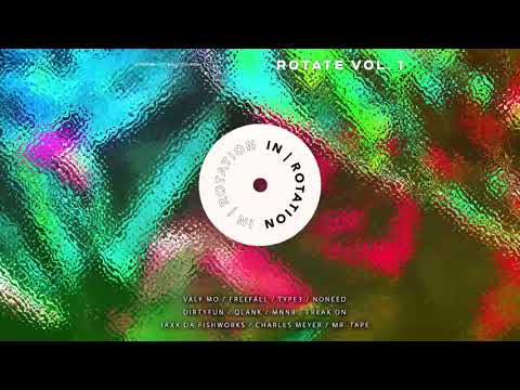 Valy Mo - Gold | IN / ROTATION