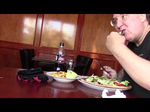 MongoTV_1651 - Del 3 - John På Pizza Resturant Spiser for 96 Kroner