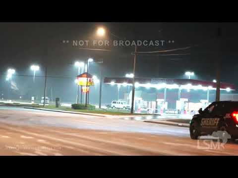 12-22-2022 Macomb, IL  - Winter Storm Beginning, Sleet, Slow Motion Snowfall