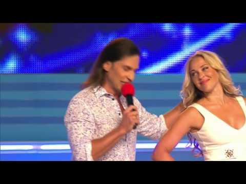 Александр Ревва лучшее = Резидент Камеди Клаб порвал зал КВН Встреча выпускников 2015 1