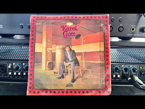 Karel Gott - Kávu si osladím/Slunce k horám klopýtá - 1972
