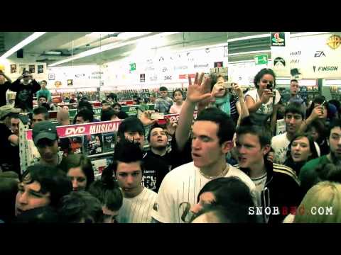 ESCLUSIVO - Vacca presenta "Sporco" MediaWorld Rescaldina - 18.05.10