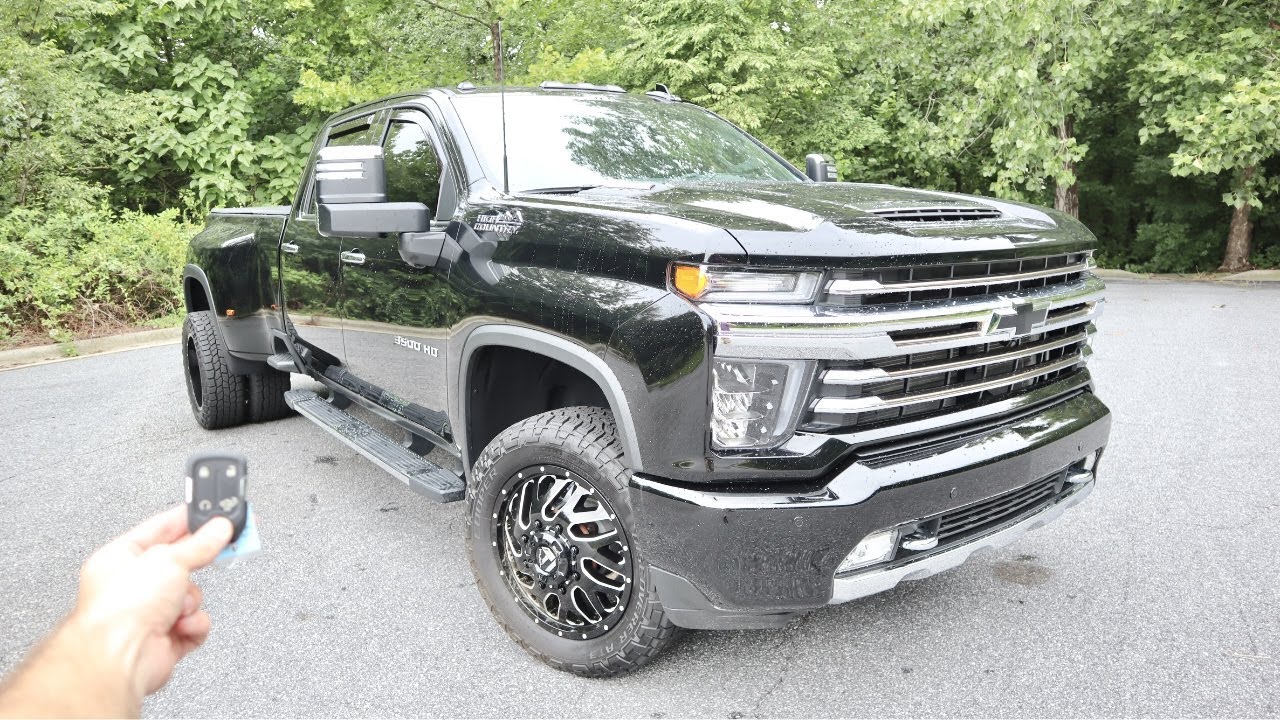 2022 Chevrolet Silverado 3500HD High Country: Start Up ...
