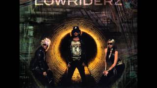 LowRIDERz - Turn The Lights Down (Dark Dub)
