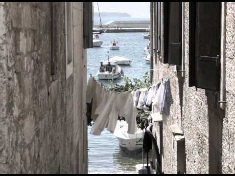 Klapa Đirata - U Pergulu