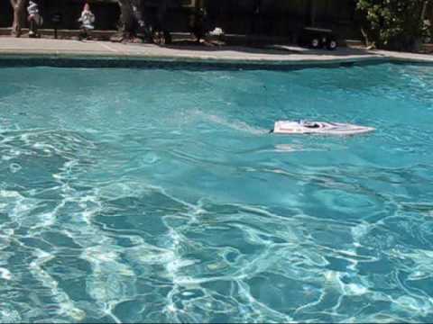 traxxas_blast_rc_boat.wmv