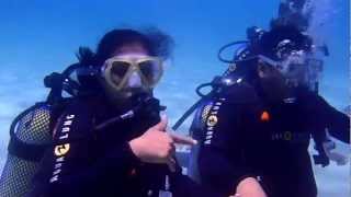 preview picture of video 'Our first ever Scuba Diving on my Birthday'