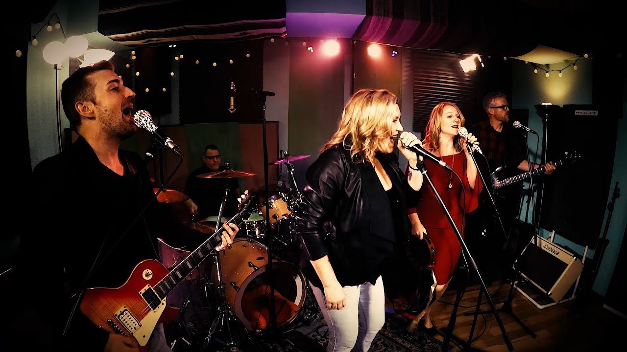 Promotional video thumbnail 1 for Undercover Band
