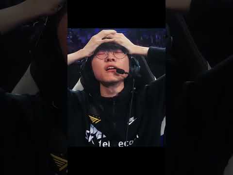 SKT1 vs DRX Worlds 2022 - Faker & keria 💔