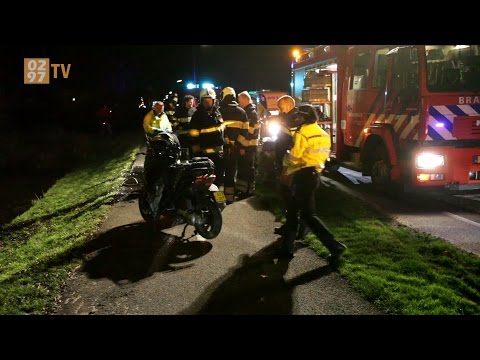 0297 TV - Scooterrijder de sloot in langs Oosterlandweg
