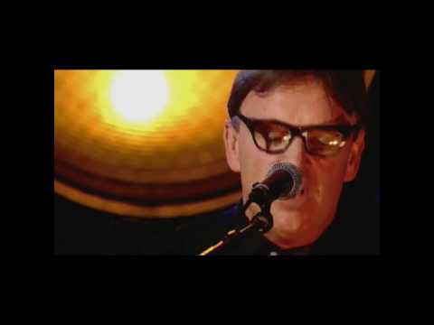 Squeeze's Chris Difford - Up The Junction - with Lyrics and Chords