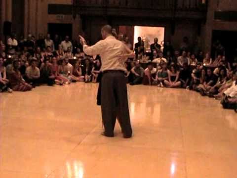  Pablo Rodriguez  is  dancing  to  the  tango  "  Farol  "