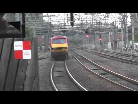 (HD) Convoy of 4 DB shenker locos class 90028,92,90 and another 90 @ Lichfield tv with 2 tone!