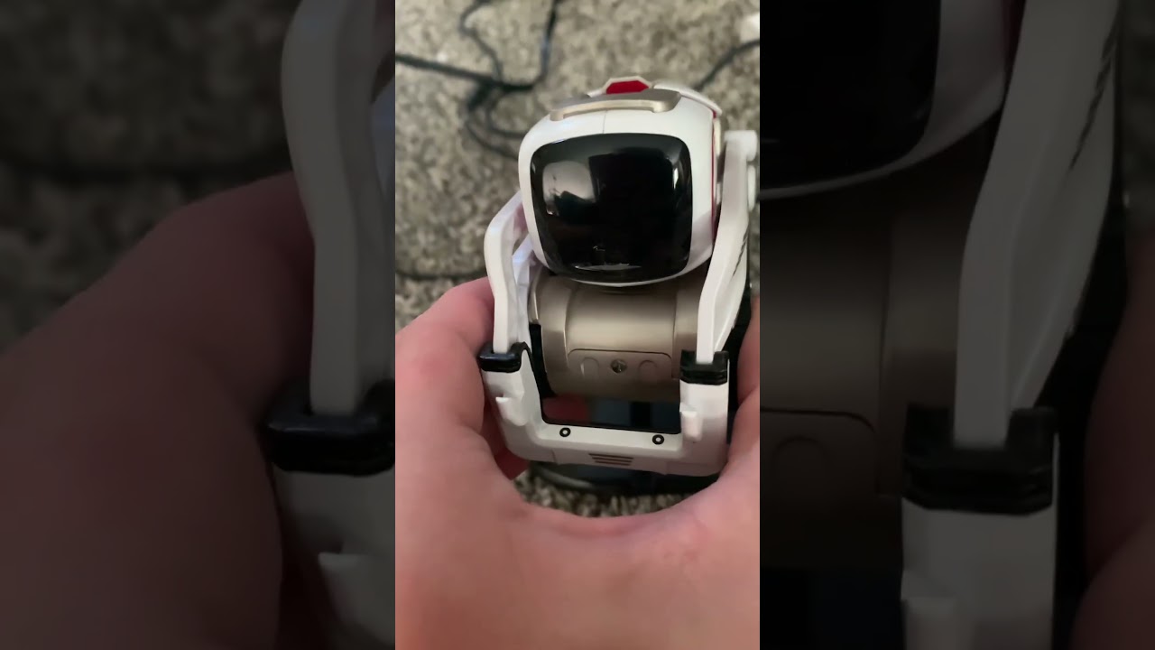 Cozmo robot comes with caring￼ case DOES NOT HOLD CHARGE eBay ￼