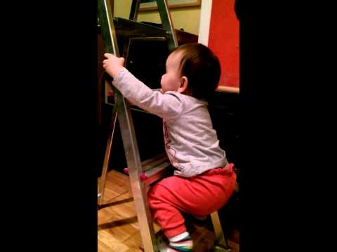 Jennifer und die Stehleiter