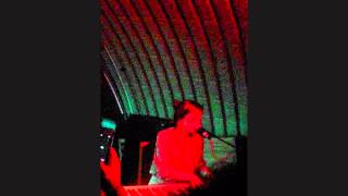 Gabrielle Aplin - Out on My Own (Leeds 10th March 2012)