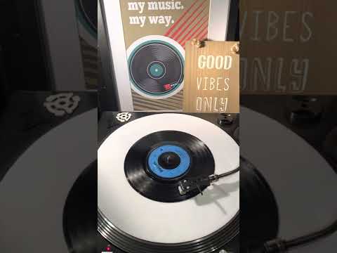 Peters And Lee - Welcome Home ( Vinyl 45 ) from 1973 .