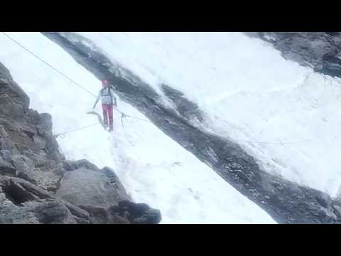 Alpiniste très imprudent dans le Grand Couloir