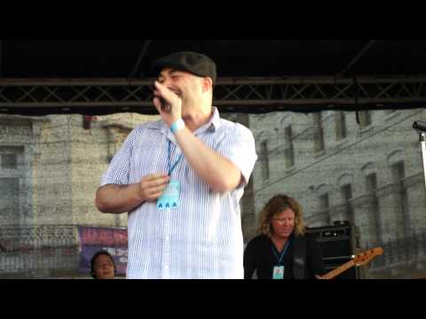 COOL  MILLION   LIVE   RUNNING   AROUND 04 08 12