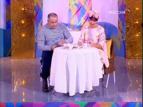 11 Игорь Маменко + С Рожкова У телевизора
