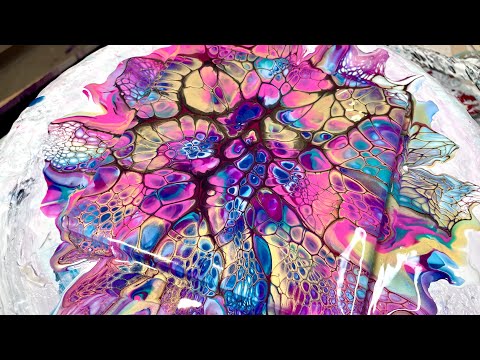 #226 Wow! Revisiting An Old Colour Combo From My Archives! Amazing Cells and Colour! Bloom Technique